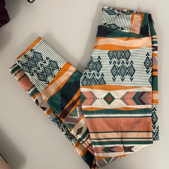 Liquido Pants - Liquido Active Leggings orange green tribal size medium